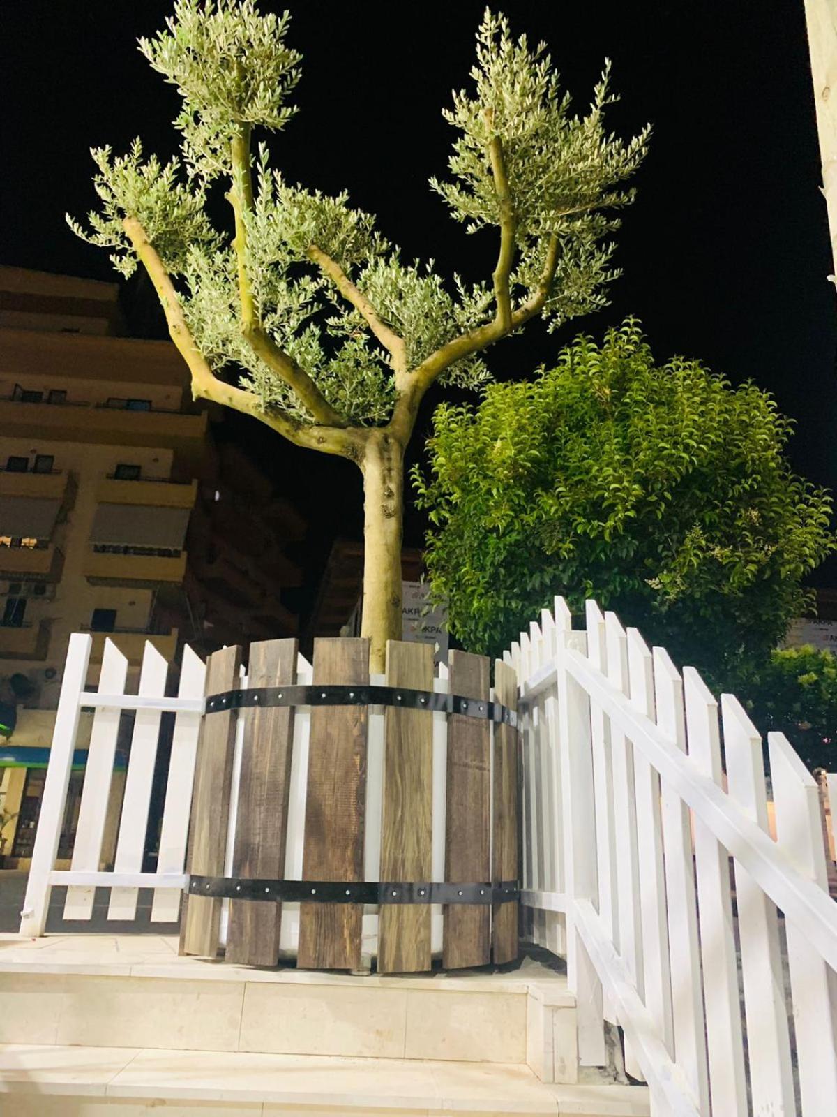 Vila Franko Berat Exteriör bild